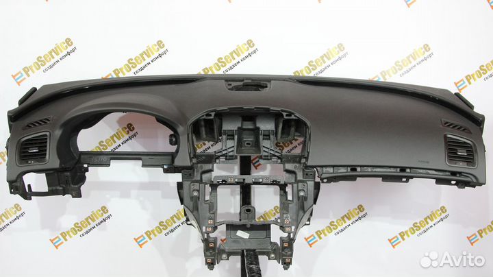 Торпедо Opel Insignia панель приборов