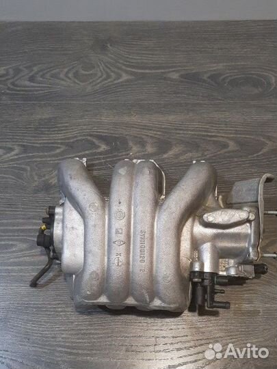 Коллектор впускной алюминий Renault Laguna 1995-20