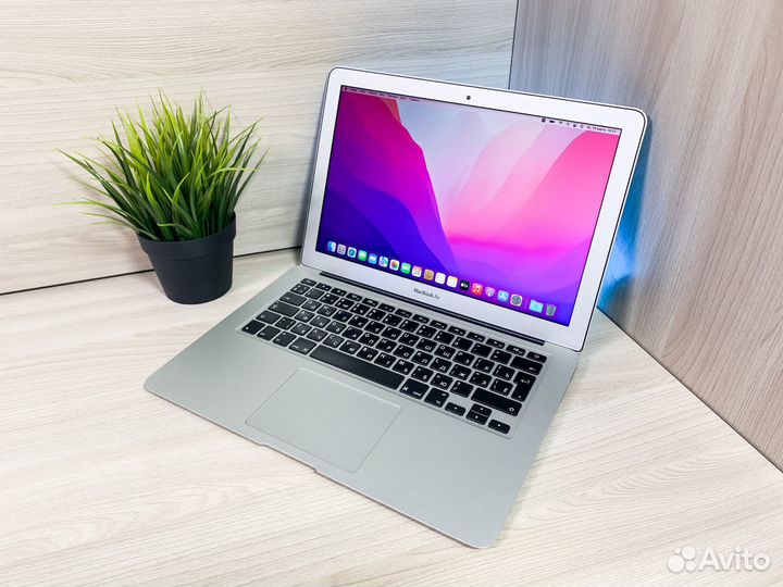 Apple Macbook Air 13 2017 Core i5/8Gb/SSD128Gb