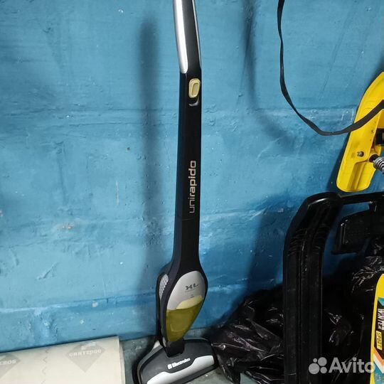 Пылесос Electrolux вертикальный электро веник