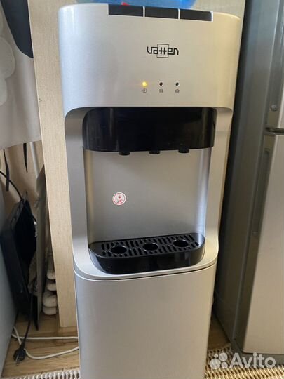 Кулер для воды