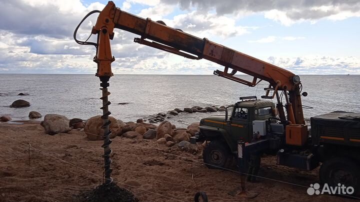 Монтаж винтовых свай. убм-85. Ямобур