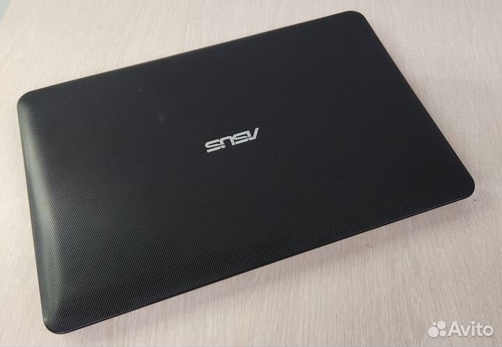 Ноутбук Asus для работы и учебы, обслужен