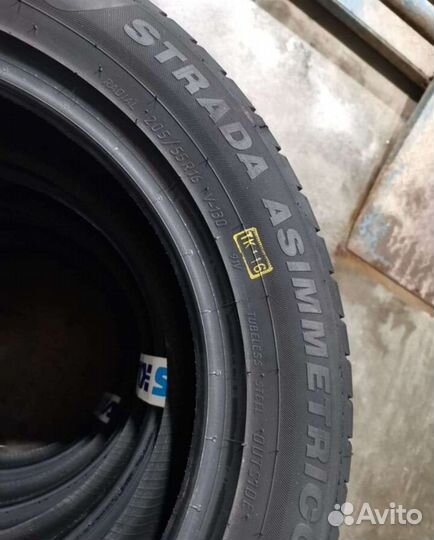 Viatti Strada Asimmetrico V-130 205/55 R16