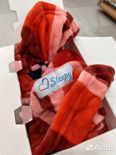 Плед с рукавами