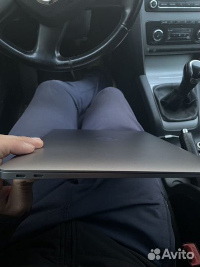 Apple MacBook Air M1