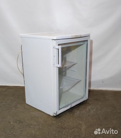 Холодильный шкаф Бирюса 152