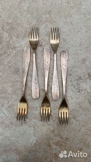Мельхиоровые ложки вилки с позолотой б/у