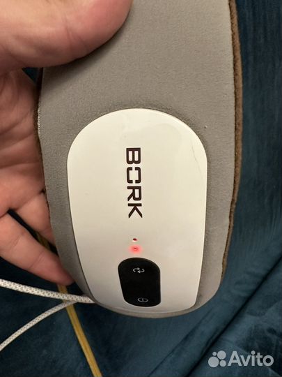 Массажная Bork D602 для шеи