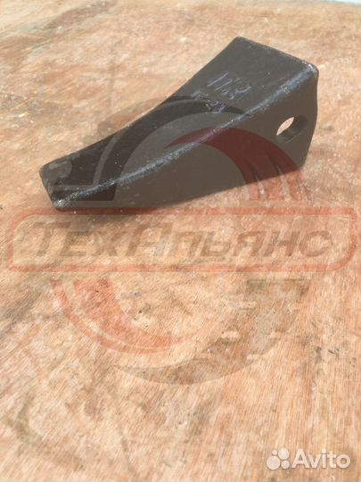 Коронка John Deere 325J, 325K DTF23D