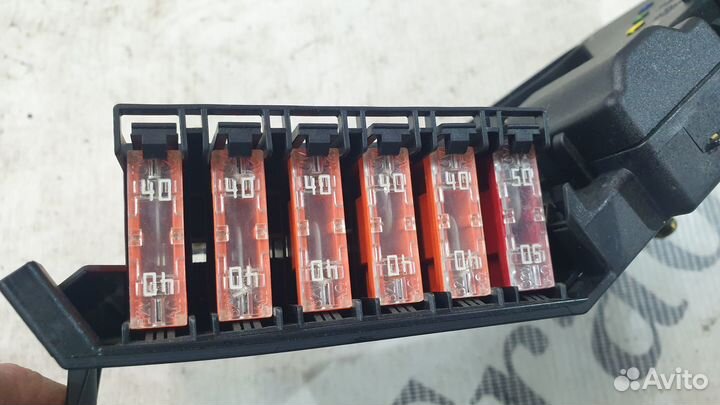 Блок силовых предохранителей Mercedes E-Class W211