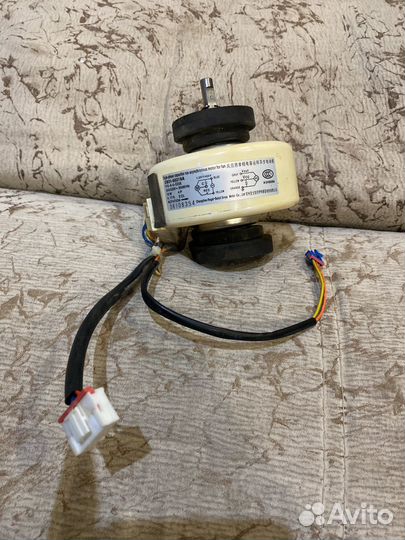 Мотор вентелчтора