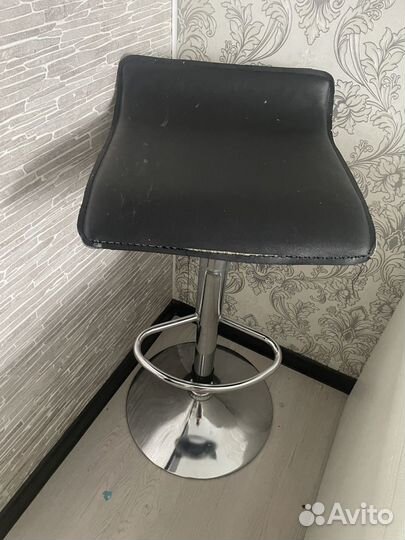 Барный стул