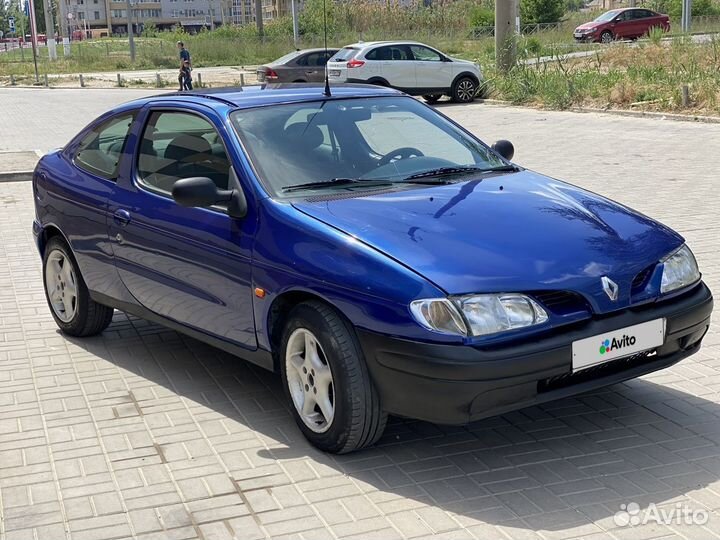 Renault Megane 1.6 AT, 1997, 144 000 км