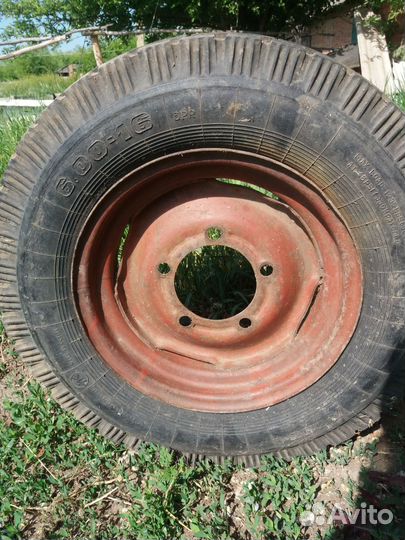 Колеза на тракторы