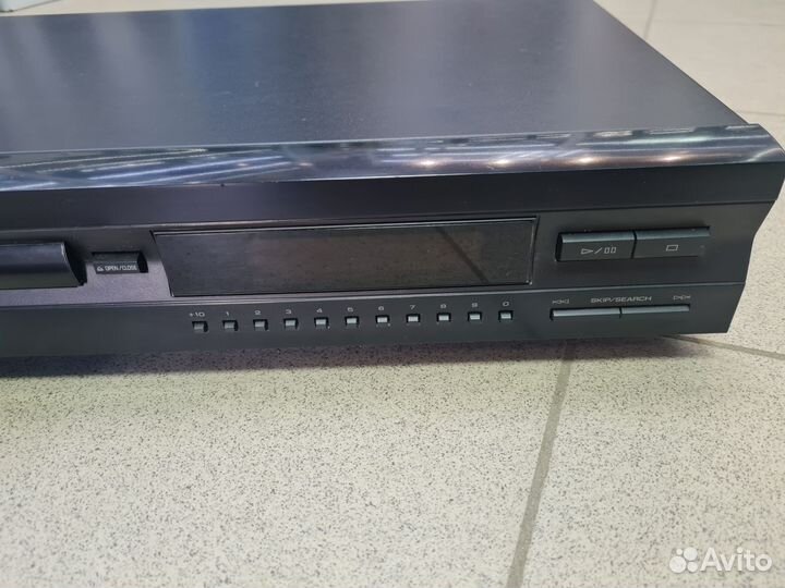 Cd проигрыватель Yamaha CDX-396