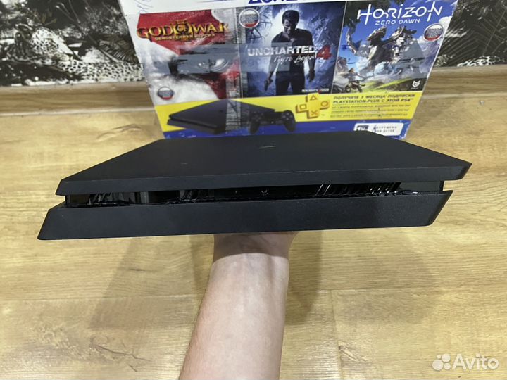 Sony PS4 Slim 1tb с играми