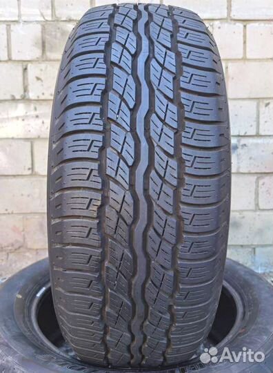 Bridgestone Dueler H/T D687 235/55 R18 100H