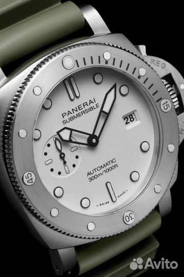 Часы Panerai Submersible QuarantaQuattro Bianco 44