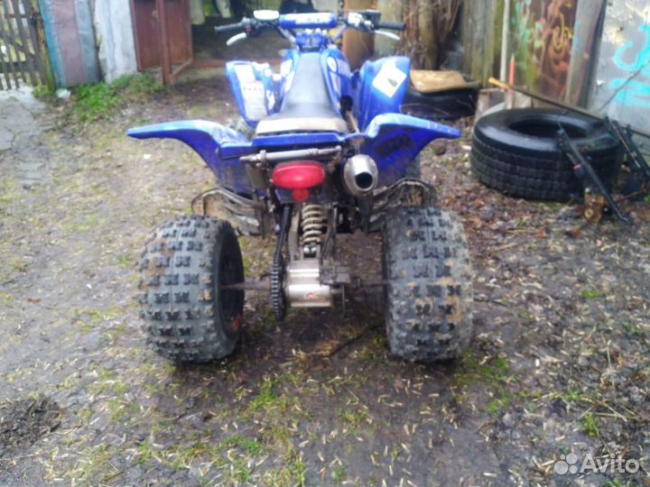 Yamaha raptor 660R