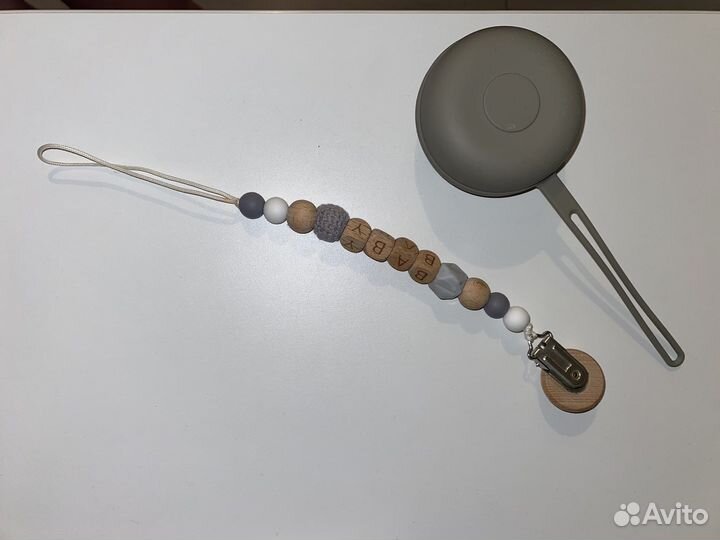 Держатель для соски и контейнер