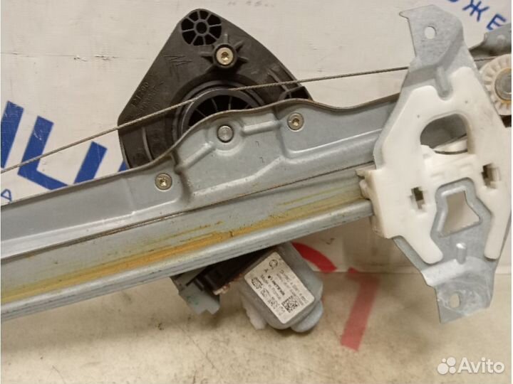 Стеклоподъемник citroen C4(B7)