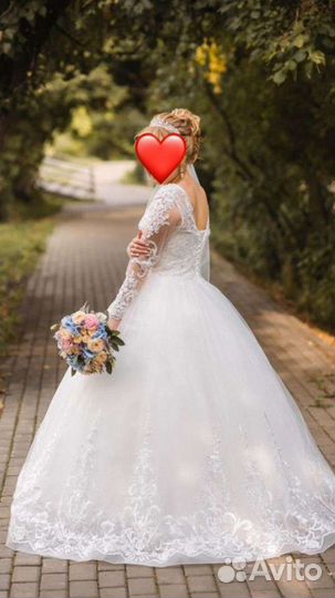 Свадебное платье