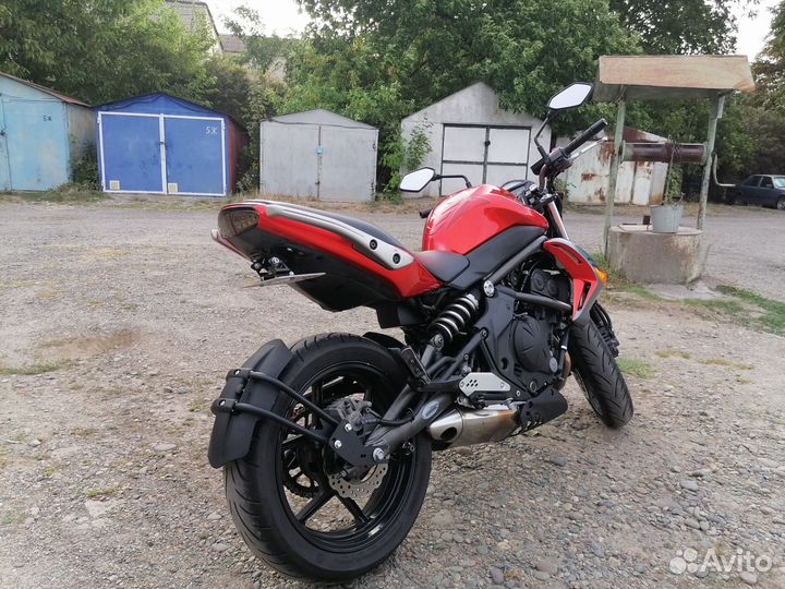 Kawasaki er-6n