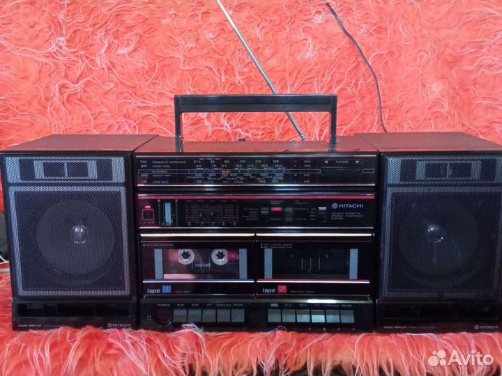 Магнитофон Hitachi trk540e