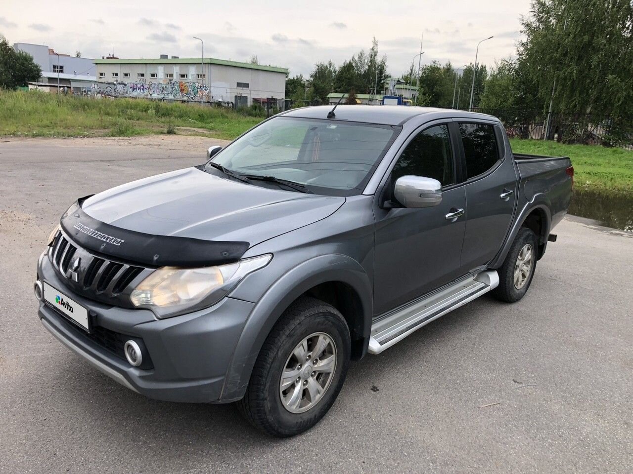 Mitsubishi L200: фото владельца