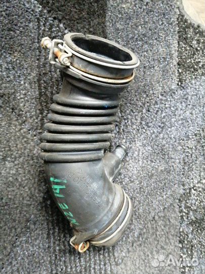 Гофра воздушного фильтра Toyota Fielder NZE141 1NZ