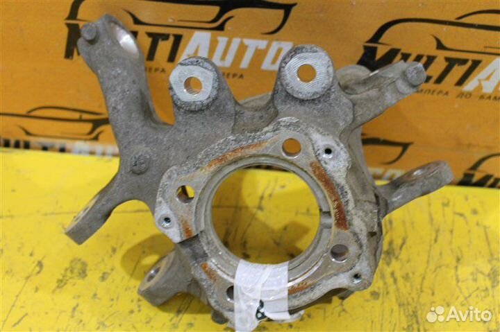 Кулак подвески задний правый Bmw 5 Series F10