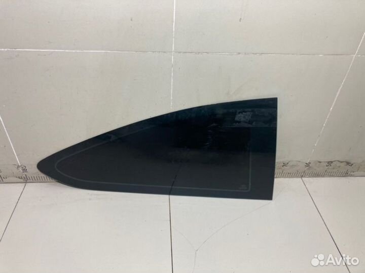 Стекло кузовное заднее правое Ford Focus 2 хэтчбек