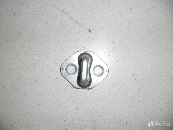 Ответная часть замка двери 72135sdaa01 Elysion RR