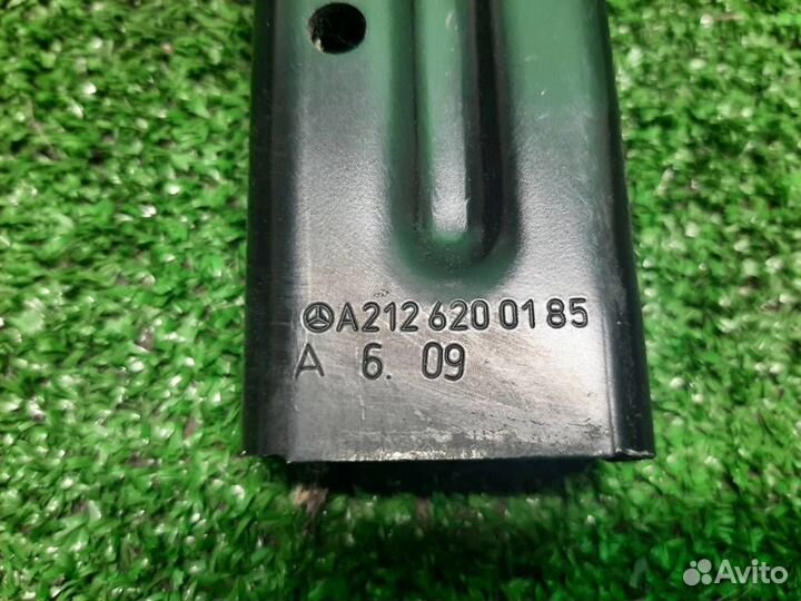 Кронштейн фары левой Mercedes Benz E-class W212 2