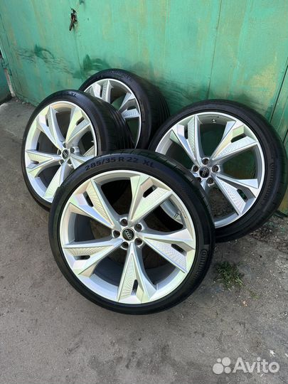 Колеса Audi Q7 4M / Q8 оригинал R22