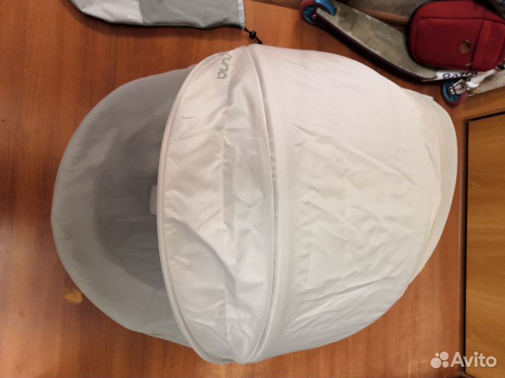 Шезлонг-качалка nuna leaf