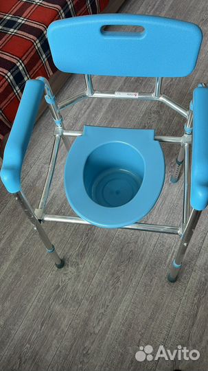 Стул - туалет для инвалида
