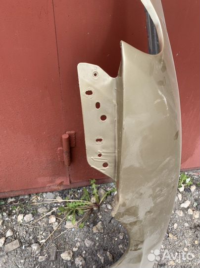 Крыло переднее bentley