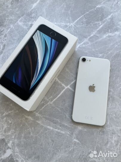 iPhone SE, 128 ГБ