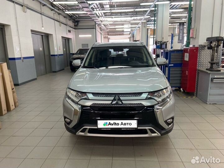 Mitsubishi Outlander 2.0 CVT, 2019, 49 687 км