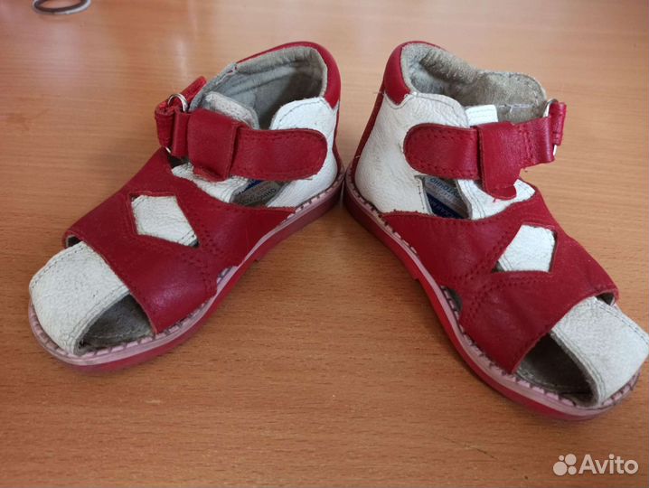 Босоножки для девочки