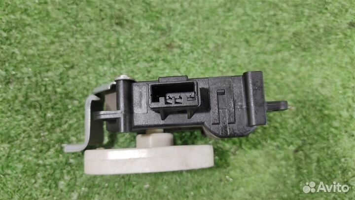 Моторчик заслонки печки Suzuki SX4 2008