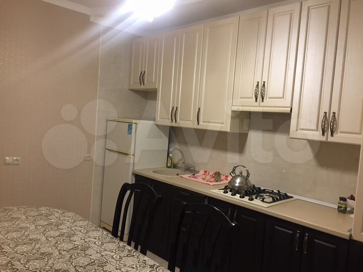 1-к. квартира, 42 м², 2/4 эт.