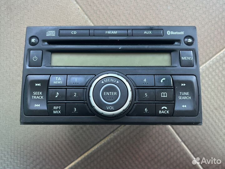 Магнитола штатная на Nissan Qashqai J10