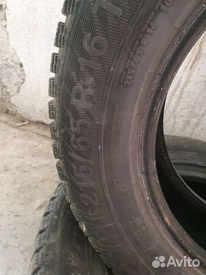 Gislaved Nord Frost 200 215/65 R16