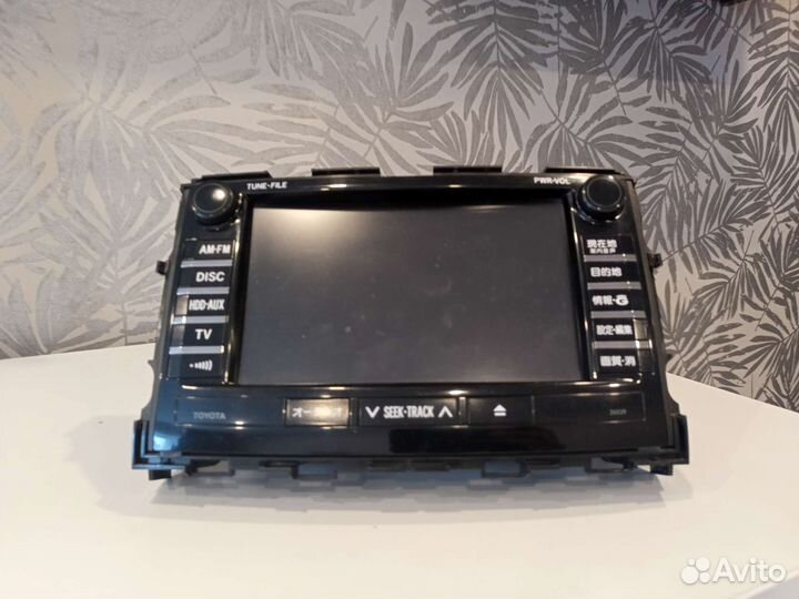 Штатная магнитола от Тойоты вокси 70 кузов