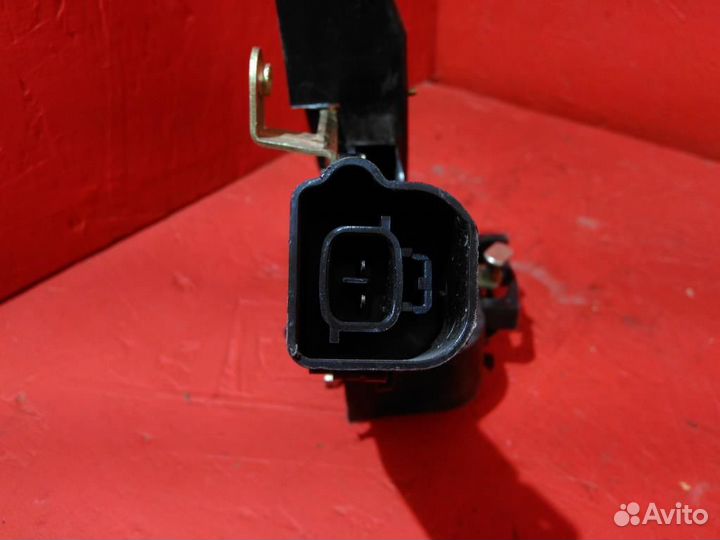 Замок двери задней левой Джили мк Кросс