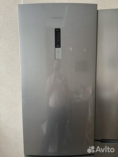 Холодильник Samsung full no frost