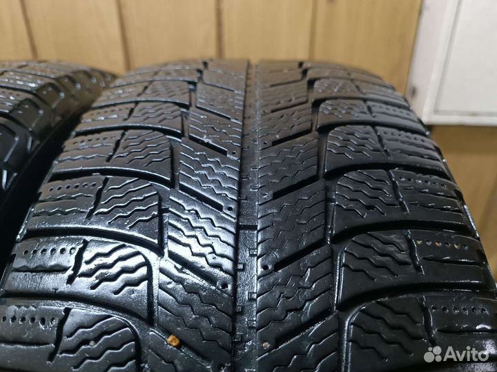 Michelin X-Ice XI3 205/55 R16